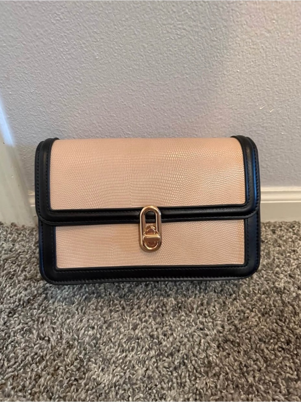 Jules Kae Mia Crossbody purse